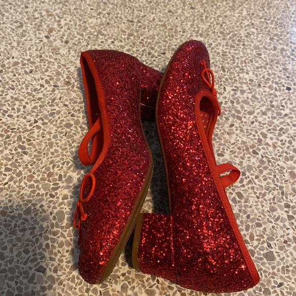 Ruby Red Chunk Heels - Picture 3 of 6